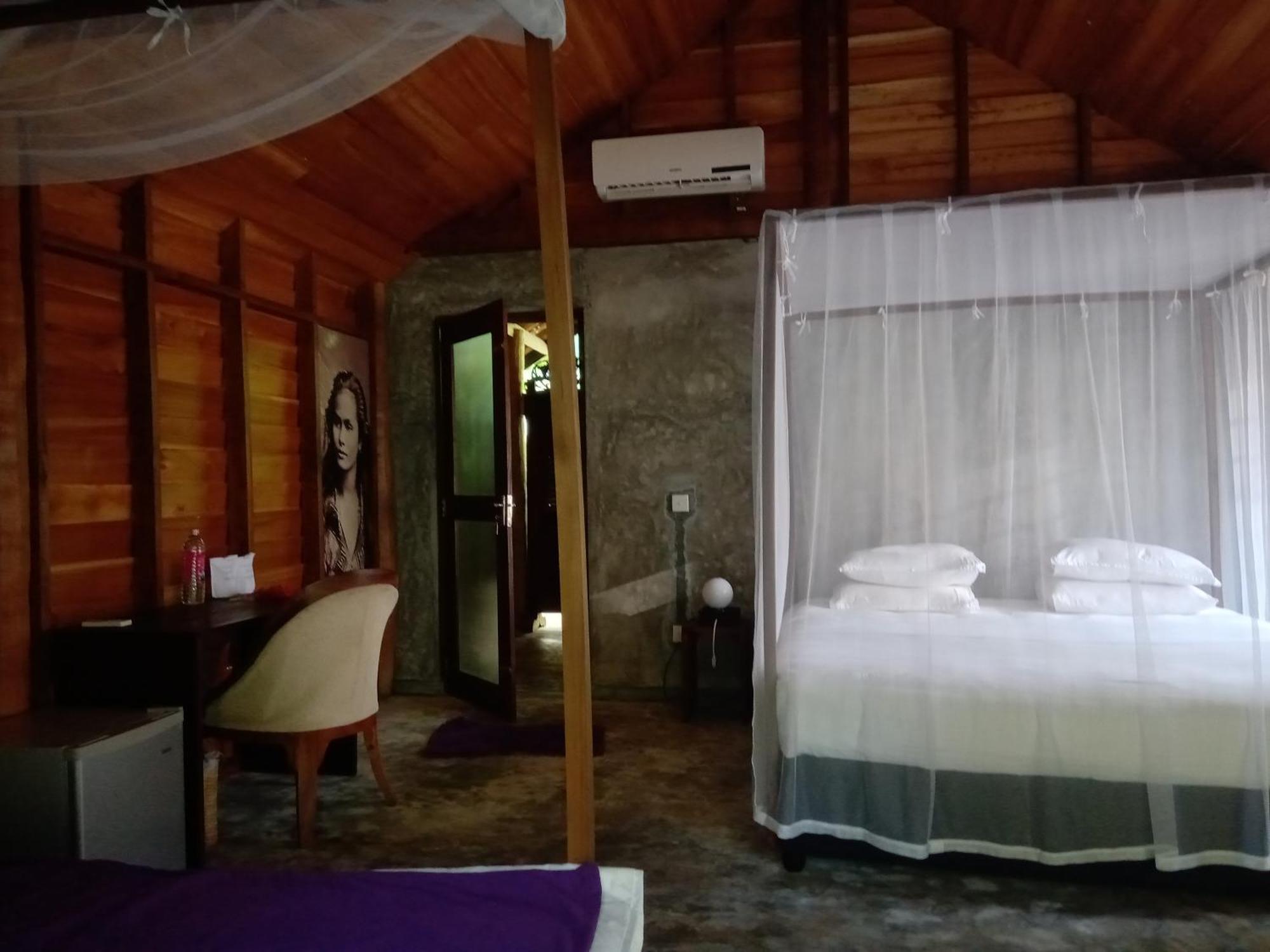 Turtle Eco Beach Matara Eksteriør bilde