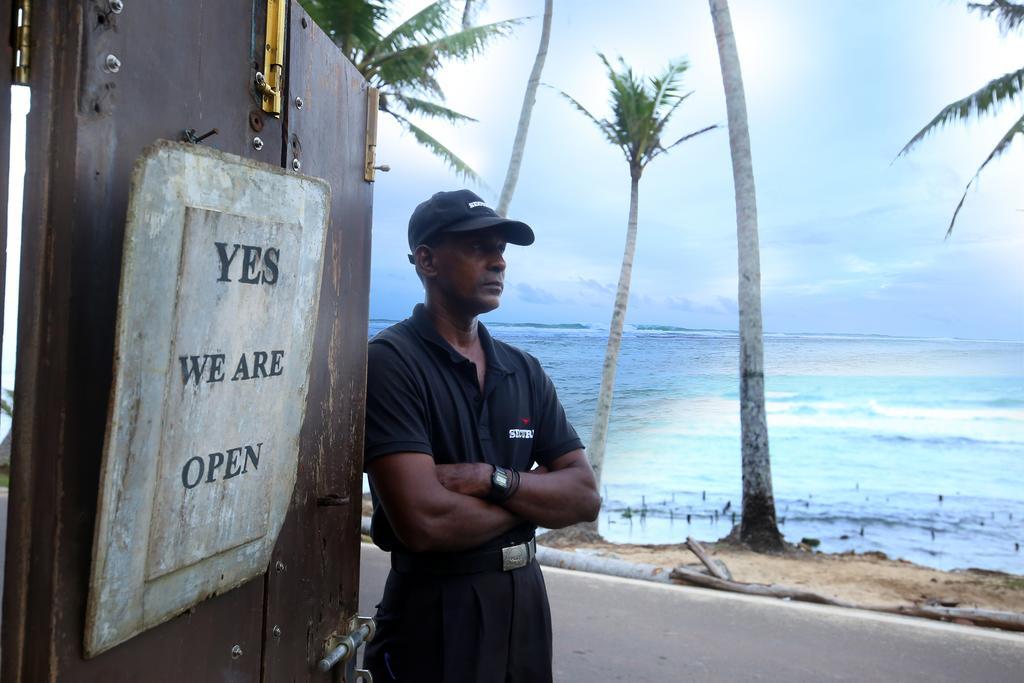 Turtle Eco Beach Hotell Matara Eksteriør bilde